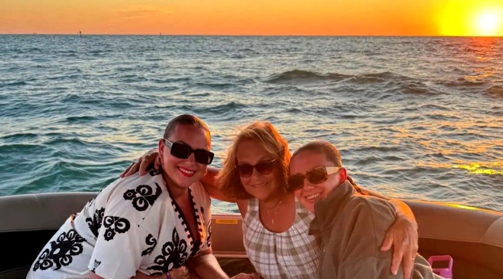 Pontoon Island Beach Excursions